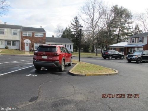 21 Richmond Pl, Willingboro, NJ 08046-2526