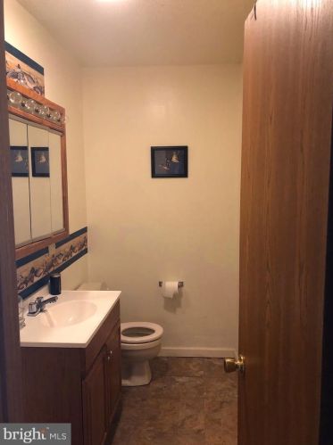 66 Tecumseh Trl, Hedgesville WV  25427-3857 exterior
