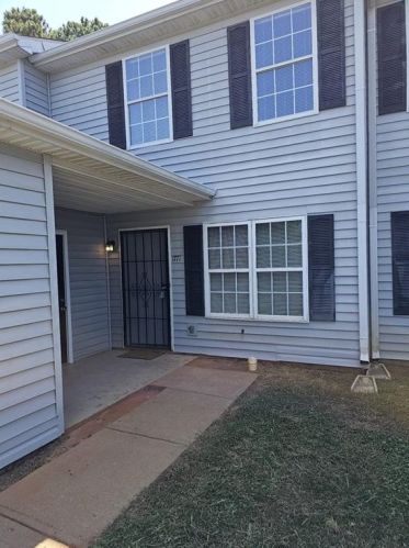 1771 Bob White Ln, Conyers GA  30013-6607 exterior