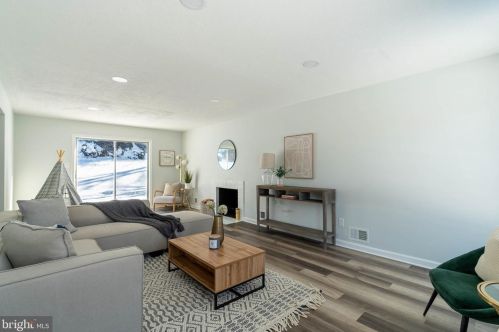 14805 Pebblestone Dr, Silver Spring MD exterior