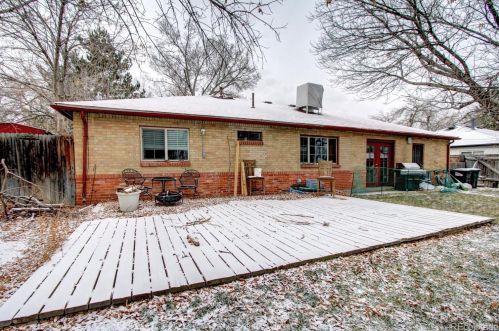 928 Scranton St, Denver CO  80011-6404 exterior