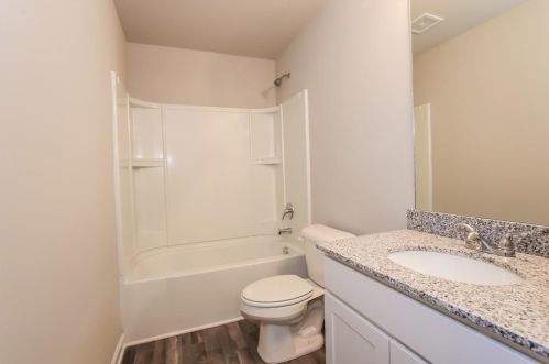 2534 Falcon Chase Ct, Suwanee GA  30024-3195 exterior