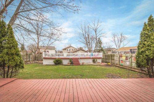 7714 Sterling Dr, Frankfort, IL 60423-8151