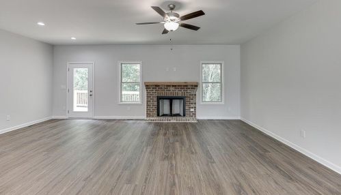 645 Lakeview Bnd Cir, Jefferson GA  30549-7061 exterior