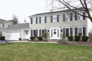 200 Sunset Ridge Rd, Willowbrook, IL 60527-8402
