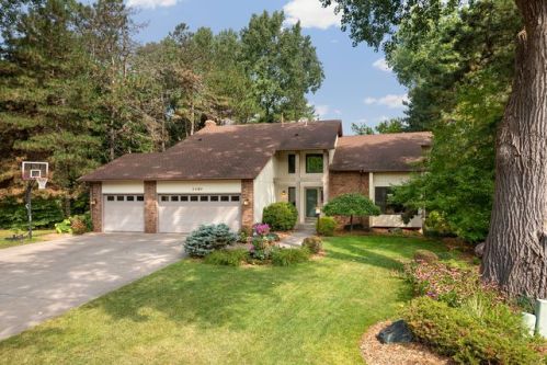 8050 Galway Rd, Saint Paul, MN 55125-2396