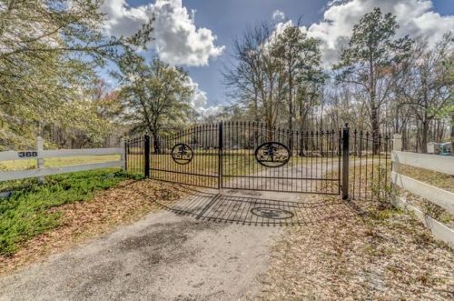 368 Natures Trl, Ridgeville, SC 29472-3227
