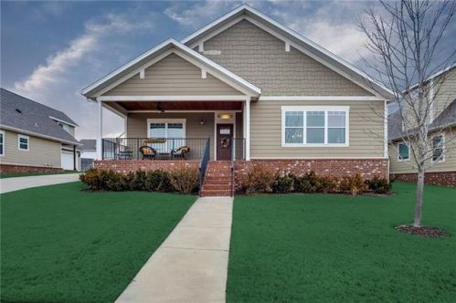 5913 Redbud St, Rogers, AR 72758-8297