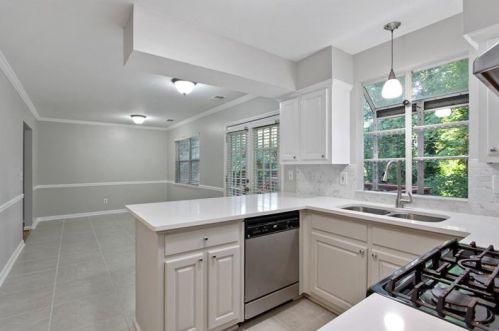 1213 Haven Brook Way, Atlanta GA  30319-2673 exterior