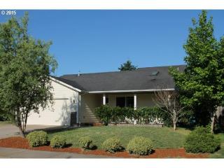 575 Creswood Loop, Walker OR  97426-9881 exterior