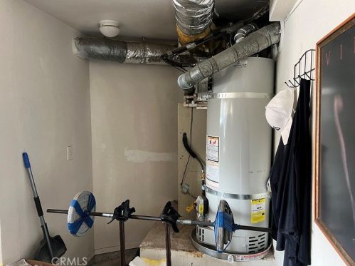 19233 Bergamont Dr, Riverside CA 92508-6275 exterior