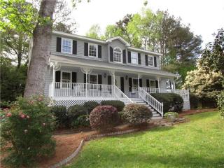 1850 Ardsley Dr, Marietta, GA 30062-5816