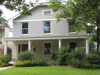 3916 4th St, Fort Worth TX  76107-2016 exterior