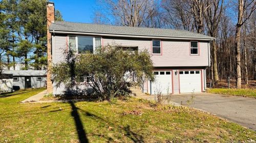 7 Townline Rd, Windsor Locks, CT 06096-1463