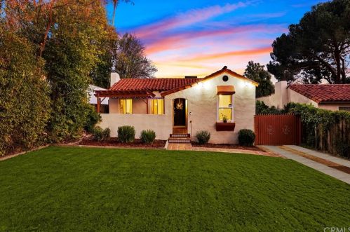 2076 El Molino Ave, Altadena, CA 91001-3050