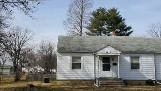 1617 Cross St, Robinson IL  62454-2440 exterior