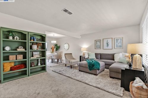 3635 Carrigan Cmn, Livermore, CA 94550-4858