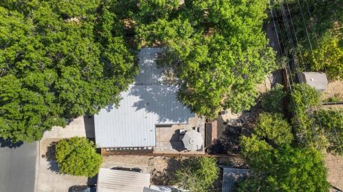 5101 Creekline Dr, Austin TX  78745-2227 exterior