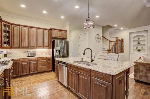 11213 Brookhavenclub Dr, Duluth GA  30097-1818 exterior