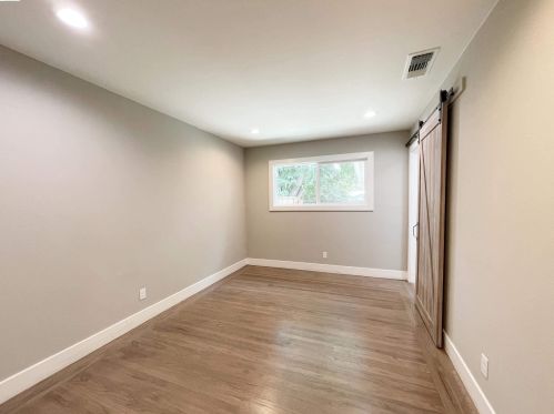 1036 Santa Cruz Dr, Concord CA  94523-2331 exterior
