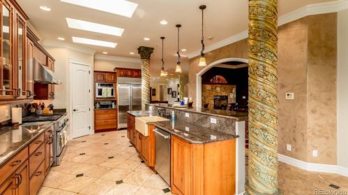 6765 Greenhorn Mountain Dr, Beulah CO 81023-6800 exterior