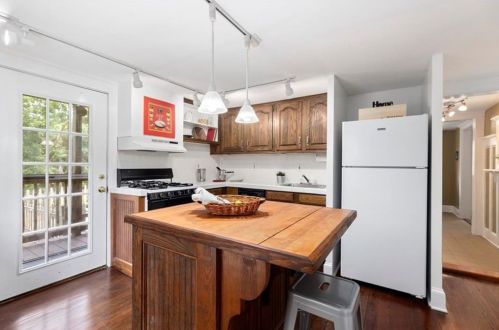 15 Branham St, Atlanta GA  30317-1228 exterior