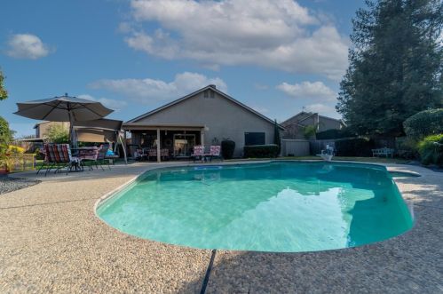 2705 Ostler Ct, Modesto, CA 95355-9205