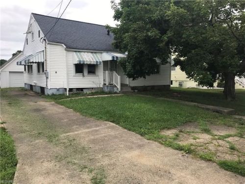 709 Summers St, Parkersburg, WV 26101-6022