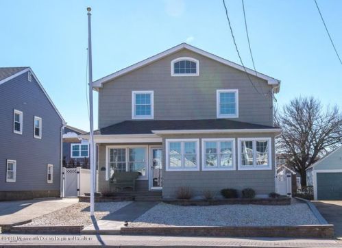 10 Westmont Ave, Lavallette, NJ 08735-2037