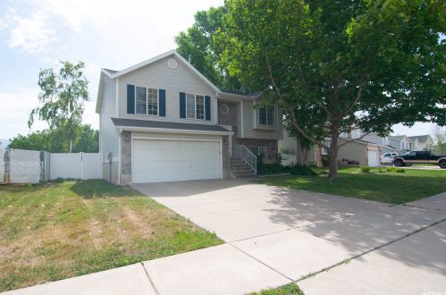 5538 4175, Roy, UT 84067-8144