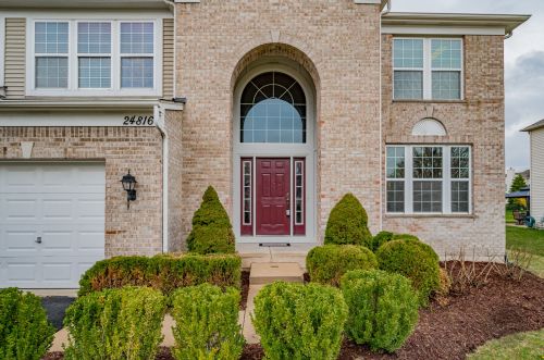 24816 Prairie Grove Dr, Plainfield, IL 60585-5752