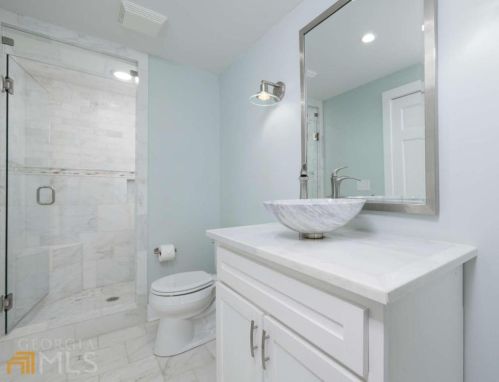 4711 Dudley Ln, Atlanta GA  30327-3330 exterior