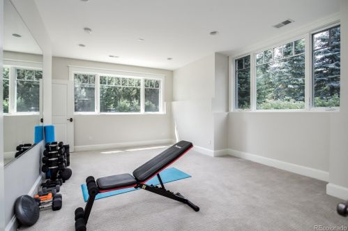 15 Ln, Englewood CO 80113-7046 exterior