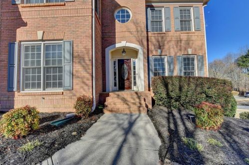 3855 Creekview Ridge Dr, Buford, GA 30518-8762