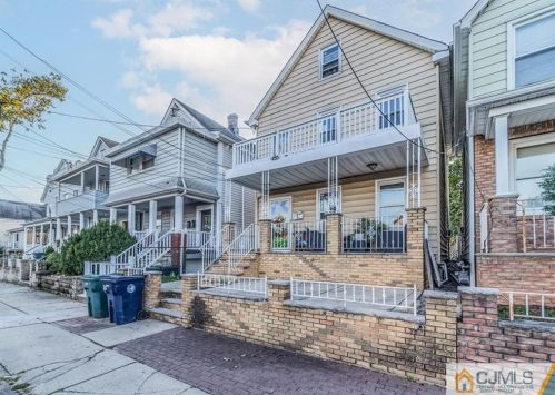 281 Goodwin St, Perth Amboy NJ  08861-3905 exterior