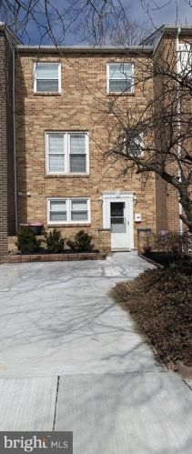 1433 Collins Ct, Blenheim, NJ 08012-4906