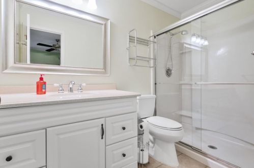 1673 Executive Park Ln, Atlanta GA  30329-3132 exterior