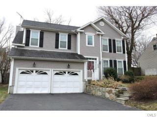 753 Tunxis Hill Rd, Fairfield, CT 06825-4308