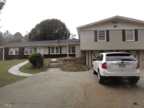 3499 Plunkett Rd, Lithonia, GA 30038-3204