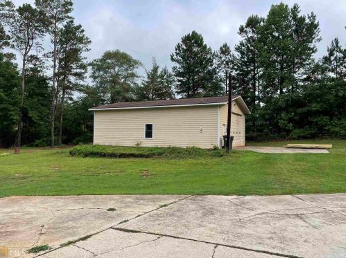 2814 Highway 212, Conyers GA  30094-3349 exterior