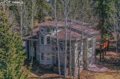 725 Sun Valley Dr, Woodland Park CO 80863-9089 exterior