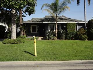 9033 Guatemala Ave, Downey, CA 90240-2037