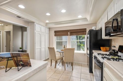 14 Perch, Irvine CA  92604-3671 exterior