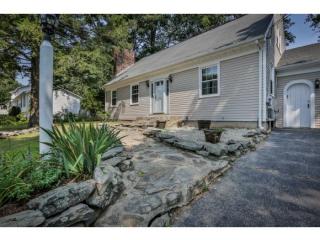 5 Stonehaven Rd, Nashua, NH 03062-2043