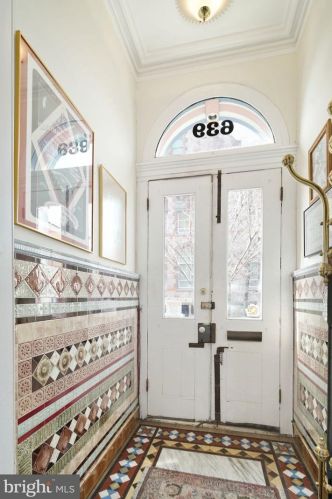 639 22nd St, Philadelphia, PA 19130-3136