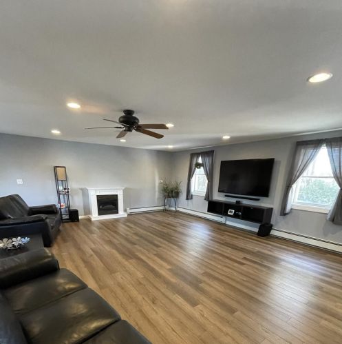 15 Old County Rd, Plaistow, NH 03865-2224