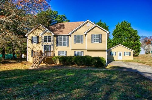 4072 Peachtree Farms Rd, Rex GA  30273-1380 exterior