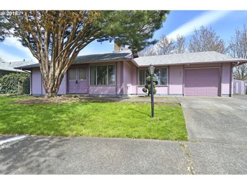 1926 Vista Ave, Damascus OR  97080 exterior