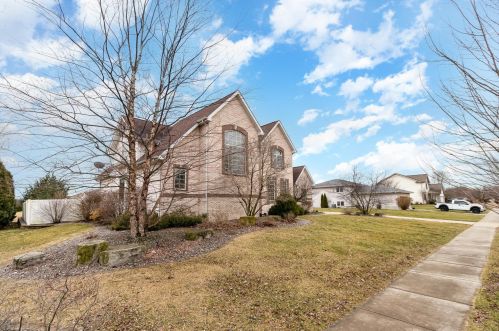 7573 106th Ave, Crown Point, IN 46307-9434