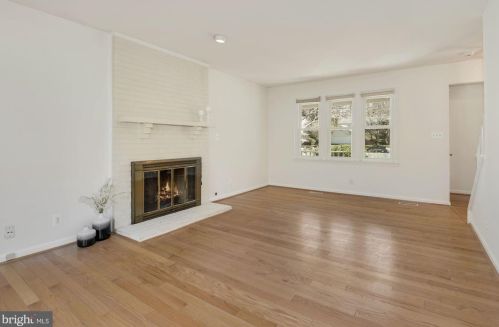 7531 Royce Ct, Annandale, VA 22003-2424